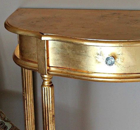 distressed gold painted furniture Gold And Wood Table, Gold Leaf Furniture Ideas, Gold Furniture Paint, Gold Accent Furniture, Paint For Wood Furniture, Gold Painted Furniture, Chocolate Table, Looking Glass Paint, Gold Leaf Furniture