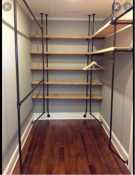 Industrial Pipe Closet, Pipe Closet, Wood Closet Shelves, Koti Diy, Closet Remodel, Pipe Furniture, Closet Shelves, Diy Closet, Trendy Bedroom