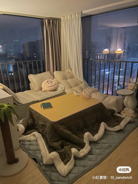 Kotatsu Room, Kotatsu Aesthetic, Peace And Tranquility, Cosy Room, Dream Apartment Decor, Dekorasi Kamar Tidur, Room Redesign, Pinterest Room Decor, Small Room Design