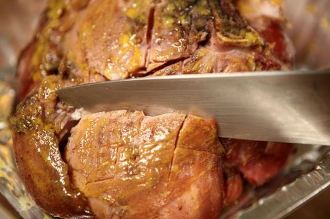 How to Bake a Ham in a Paper Bag (with Pictures) | eHow Bake A Ham, Appalachian Cooking, Ham In The Oven, Whole Ham, Pineapple Ham, How To Cook Ham, Baked Ham, Ham Recipes, Brown Paper Bag