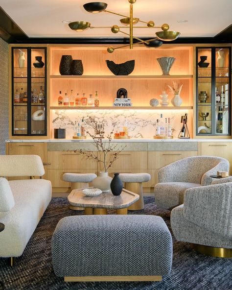 20 Beautiful And Cozy Home Lounge Room Bar Ideas Modern Dry Bar, Bar Wall Ideas, Dry Bar Ideas, Home Lounge Room Bar, Glass Shelving Unit, Home Bar Areas, Home Lounge, Vibrant Living Room, Living Room Bar