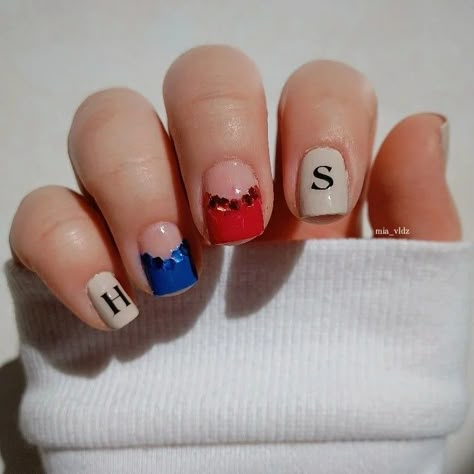 Harry Styles Nails Inspired Harrys House, Harry Styles Nails Ideas Harry's House, Harry’s House Nails, Harrys House Nails, Nail Ideas Harry Styles, Harry Styles Nails Love On Tour, Love On Tour Nail Idea, Harry Styles Themed Nails, Harry Styles Nails Ideas