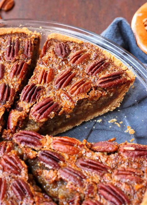 Brown Butter Pecan Pie, Butter Pecan Pie, Scientifically Sweet, Healthy Food For Kids, Crumble Tart, Pecan Pie Filling, Maple Brown, How To Make Pie, Maple Pecan