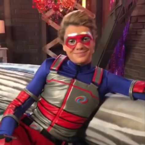 Henry Danger 2014-2019 Henry Danger Pfp, Henry Danger Side Eye, Henry Danger Funny, Henry Danger Pictures Funny, Jasper From Henry Danger, Henry Danger Actor, Henry Danger Reaction Pic, Henry Danger And Captain Man, Henry Heart From Henry Danger