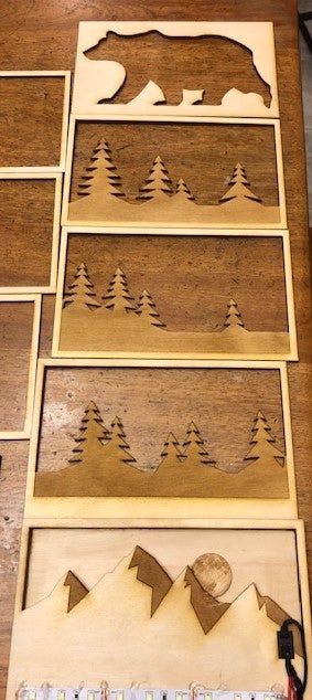 Scroll Saw Shadow Box Patterns, Wall Shadow Box Ideas, Scroll Saw Light Box Patterns, Diy Light Up Gift Boxes, Wood Shadow Box Ideas, Wooden Shadow Boxes Ideas, Lighted Shadow Box Ideas Diy, Layered Wood Projects, Shadow Box Free