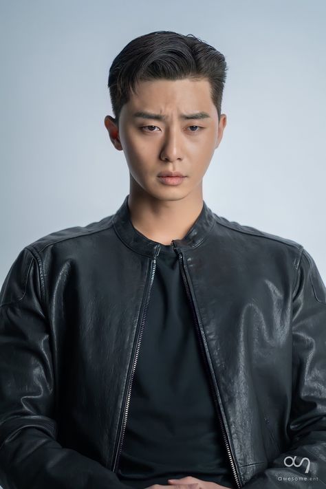 Park Seo Joon Abs, Joon Park, Asian Haircut, Park Seojun, Secretary Kim, Hair Style Korea, Asian Men Hairstyle, Francisco Lachowski, Park Seo Jun