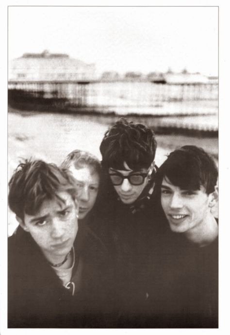 blur Photo Blur, Blur Band, Damon Albarn, Blur Photo, Black And White Photos, The Strokes, I'm With The Band, Band Photos, Music Heals