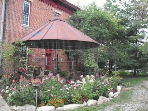 Could a small corn crib be re-used as a catio? Corn Crib, Flea Market Gardening, Old Bricks, Brick Patios, Outdoor Projects, Herb Garden, Garden And Yard, Arbor, Flea Market