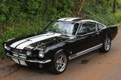 60s Mustang, Mustang 1966, Car Man Cave, Vintage Mustang, Ford Mustang For Sale, Vintage Sports Cars, Ford Roadster, 1966 Ford Mustang, Ford Mustang Fastback