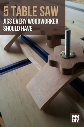 Woodworking Jig Plans, Best Table Saw, Table Saw Stand, Woodworking Jigsaw, Table Saw Jigs, Diy Table Saw, Essential Woodworking Tools, Woodworking Jig, Table Saw Accessories