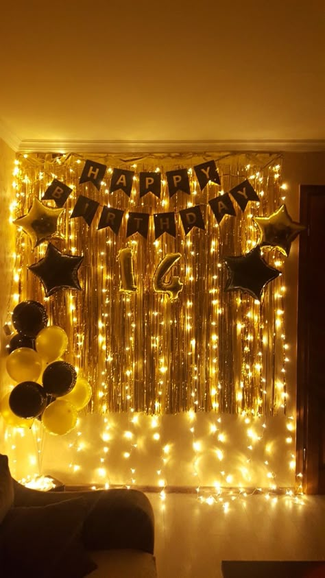 Birthday Decoration With Lights, Last Minute Birthday Decorations, Diy Decor For Birthday, Aesthetic Birthday Decor At Home, Happy Birthday Decoration Ideas At Home, Simple Ballons Decoration At Home, Birthday Room Decorations Surprise, Simple Bday Decoration Ideas At Home, Simple Birthday Decorations At Home Diy