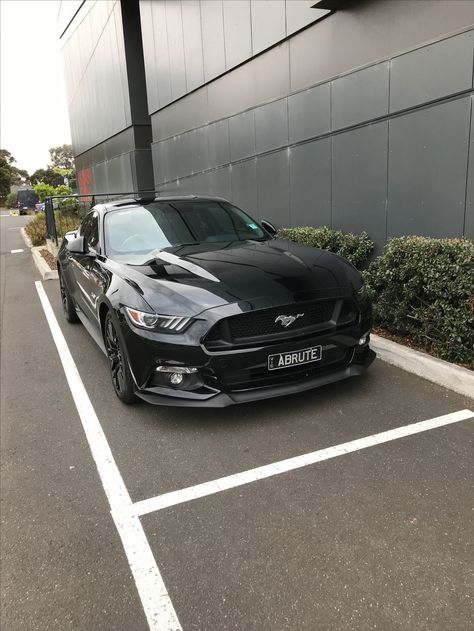 2017 Mustang Gt, Ford Mustang Gt Black, Black Ford Mustang, Black Mustang Gt, Sports Cars Mustang, Mustang 2018, 2017 Mustang, Mustang Girl, Black Mustang