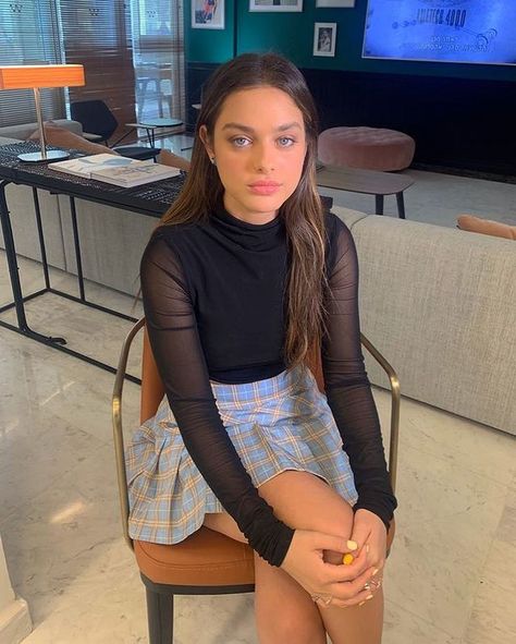 Rush Skirt, Odeya Rush, Hot Dresses Tight, Fashion Marketing, Fashion Attire, Adaptation, Nerve, Celebrity Pictures, Pretty People