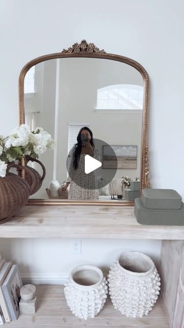 Nina Humes on Instagram: "throwing it back to this entryway setup I shared a while back 💭✨🤍 . . . . . #homedecor #entrywayideas #entrywaydecor #consoletabledecor #stylinginspo #affordablehomedecor #decoratingonabudget #budgetfriendlydecor #neutralhomedecor #homesweethome #modernclassicinterior #targethome #amazonhomefinds" Entryway Cabinet Ideas, Mirror Entryway, Modern Classic Interior, Golden Mirror, Entryway Cabinet, Console Table Decorating, Throwing It Back, Entryway Mirror, Budget Friendly Decor