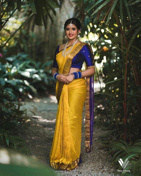 Silk Saree Blouse Designs Patterns, Haldi Outfits, Bridal Sarees South Indian, Silk Sarees With Price, Wedding Saree Blouse Designs, Indian Bride Outfits, Fashionable Saree Blouse Designs, Silk Saree Blouse Designs, Half Saree Designs