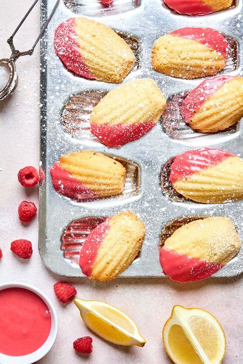 Almond Madeleines, January Meals, Raspberry Glaze, Madeline Cookies, Madeleine Recipe, Madeleine Cookie, Cookies Homemade, Baking Journal, Yummy Desserts Easy