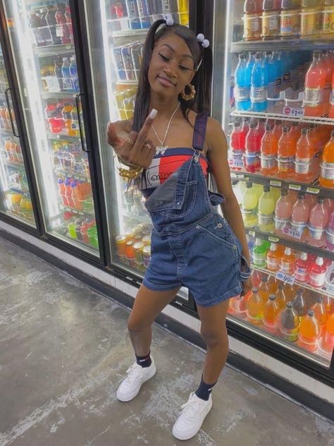 Overall Birthday Outfit, Short Overalls Outfit Black Women, 90s House Party Outfit, 90s Summer Outfits Black Women, Cute 90s Outfits Black Women, 90s Freaknik Outfits Black Women, 90s Outfit Black Women, 90s Party Outfit Black Women, Party Outfit Ideas Black