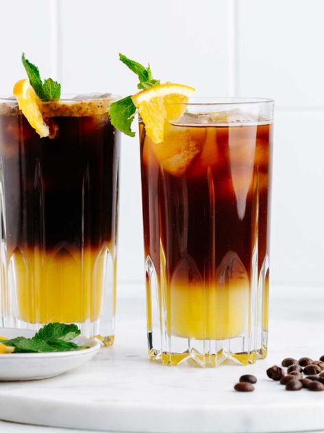 Iced Brown Sugar Shaken Espresso, Brown Sugar Shaken Espresso, Mocktail Ideas, Shaken Espresso, Alcohol Free Cocktails, Make Brown Sugar, Ginger Slice, Freshly Squeezed Orange Juice, Sweet Coffee