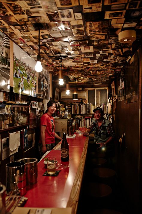 An Insider Peep into Tokyo's Secretive Red Light District: Then & Now Tokyo Red Light District, Listening Bar, Chinese Bar, Red Light Area, Red District, Culture Vulture, Black Company, Cafe Black, Tokyo Restaurant