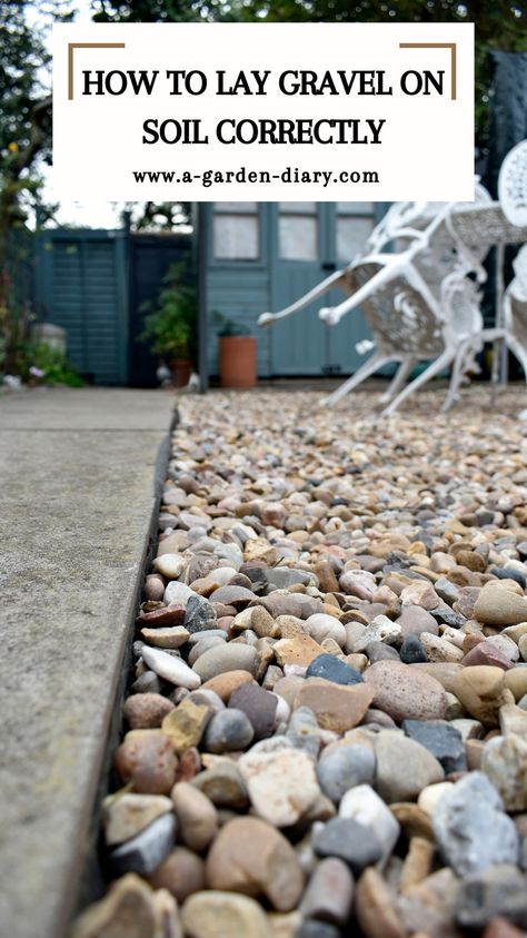 Discover the expert way to lay gravel on soil and avoid common mistakes! Whether for a driveway, garden path, or patio area, proper preparation and layering are essential to a long-lasting surface. Learn the right way to lay gravel, how to ensure even coverage, and how to prevent sinking or shifting over time. With these easy-to-follow steps, your gravel installation will look flawless and function perfectly for years to come. Easy Gravel Landscaping, Replacing Lawn With Gravel, Gravel Patio Area, Gravel Driveway Ideas Cheap, Garden Floor Ideas, Driveway Ideas Cheap, Driveway Garden, Rock Path, Gravel Walkway