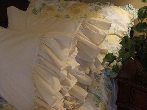 Hey, I found this really awesome Etsy listing at https://www.etsy.com/listing/98939344/shabby-chic-pillowcases Muslin Pillow, Shabby Chic Pillow Cases, White Slipcovers, French Country Shabby Chic, Shabby Chic Pillows, Cottage Decor Farmhouse, Shabby Look, Slip Covers Couch, Beautiful Sofas