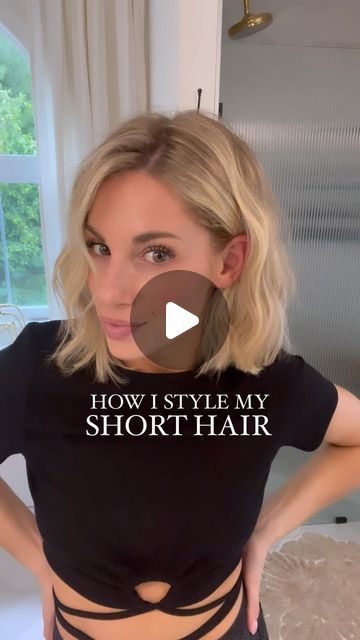 Layers Chin Length Hair, Waves On Bob Hairstyle, Wave In Short Hair, Crimped Shoulder Length Hair, Mermaid Wave Short Hair, Brushed Out Curls Short Hair, Crimp Short Hair Waves, Texture Waves Hair, Workout With Short Hair