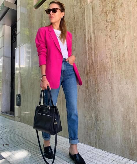 Hot Pink Blazer Outfit, Looks Blazer, Pink Blazer Outfit, Blazer Rosa, 2021 Outfits, Blazer Outfits Casual, Outfit 2023, Looks Pinterest, Blazer Outfits For Women