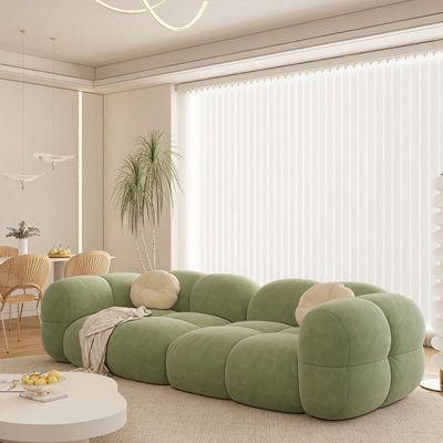 Green Aesthetic Office, Green Aesthetic Living Room, 70s Interior Design, Aesthetic Office, Funky Living Rooms, Open Kitchen And Living Room, 70s Interior, Aesthetic Living Room, Small Living Room Ideas