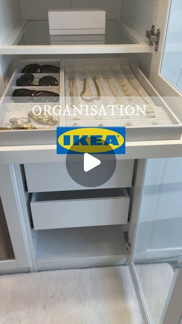 Pax Organization Storage Ideas, Dressing Organisation Ideas, Dressing Room Ideas Ikea, Ikea Dressing Table Ideas, Ikea Pax Organization, Dressing Room Organization, Pax Organisation, Ikea Home Organization, Pax Ikea Ideas