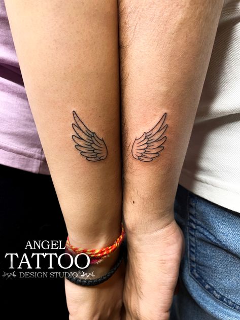 Lining wings tattoo
couple wings tattoo
wings tattoo design
2 same wings tattoo Couple Tattoo Design, Tattoo For Couples, Wings Tattoo Design, Wing Angel, Branch Tattoo, Wing Tattoo Designs, Couples Tattoo Designs, Couple Tattoo, Angel Tattoo Designs