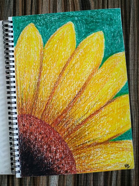 Simple Drawing With Crayons, Easy Crayons Drawing, Crayon Drawings Easy, Pencil Crayon Art Drawings, Cute Crayon Doodles, Cute Crayon Drawings, Simple Crayon Drawings, Crayon Sketchbook, Crayon Art Aesthetic