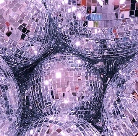 Purple Disco Ball, Disco Background, Purple Disco, Glam Aesthetic, Disco Glam, Disco Balls, Fame Dr, Purple Backgrounds, 18th Birthday