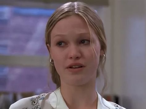 Quotes On Twitter, Reading Poems, 10 Things I Hate About You, Another Part Of Me, Julia Stiles, Ideal Girl, You Poem, Secret Relationship, The Best Films