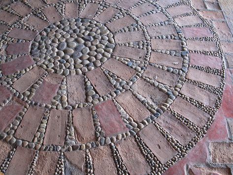 Pavers and stone photographed in Mexico by Annie from Oregon. - could do half of this in front of the bottom step of the deck? Pebble Patio, Paving Ideas, Pebble Mosaic, Patio Flooring, Mosaic Ideas, Old Bricks, Brick Patios, Mosaic Garden, Garden Path