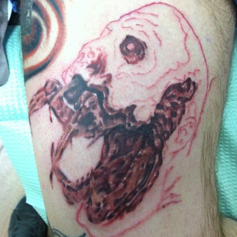 Progress on Devon's necromorph from dead space Necromorph Tattoo, Dead Space Tattoo, Dead Animal Tattoo, Aliens Tattoo Xenomorph, Dead Space Wallpaper, Alien Movie Tattoo Xenomorph, Inspo Tattoo, Space Tattoo, Dead Space