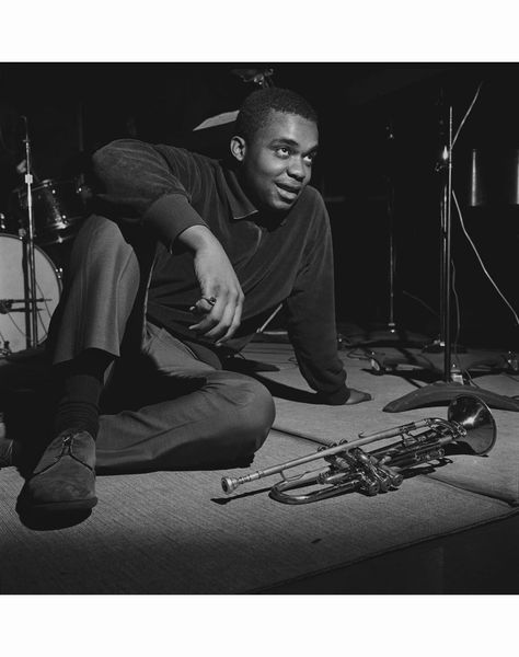 Freddie Hubbard during the recording session for Herbie Hancock’s Maiden Voyage album © Francis Wolff Herbie Hancock – Maiden Voyage – 1965 Francis Wolff, Freddie Hubbard, Jazz Trumpet, Jazz Cat, Jazz Players, Musician Portraits, Herbie Hancock, Blues Musicians, Jazz Artists