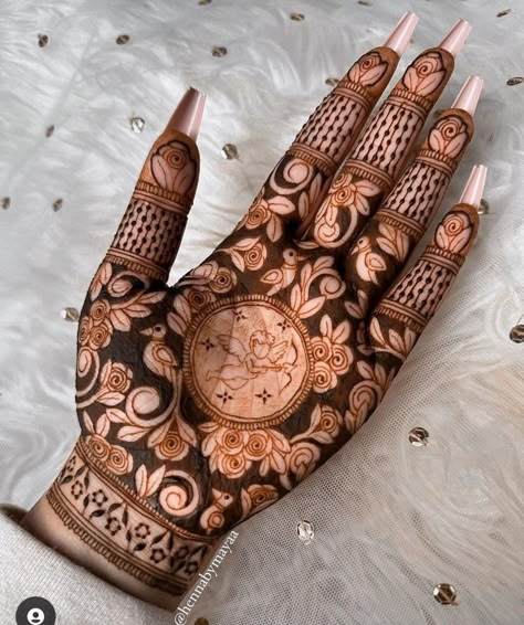 Front Hand Mehndi Design, Cultural Values, Front Hand Mehndi, Front Mehndi Design, Hand Mehndi Design, Latest Henna Designs, Mehndi Design Pictures, Modern Mehndi Designs, Full Mehndi Designs