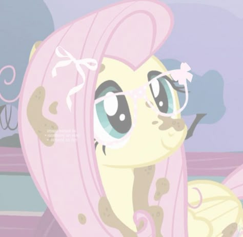 Flutter Shy, Cute Icon, Cute Pfps, Fluttershy, Pfp Ideas, Profile Pics, Pink Hair, Profile Pictures, Hello Kitty