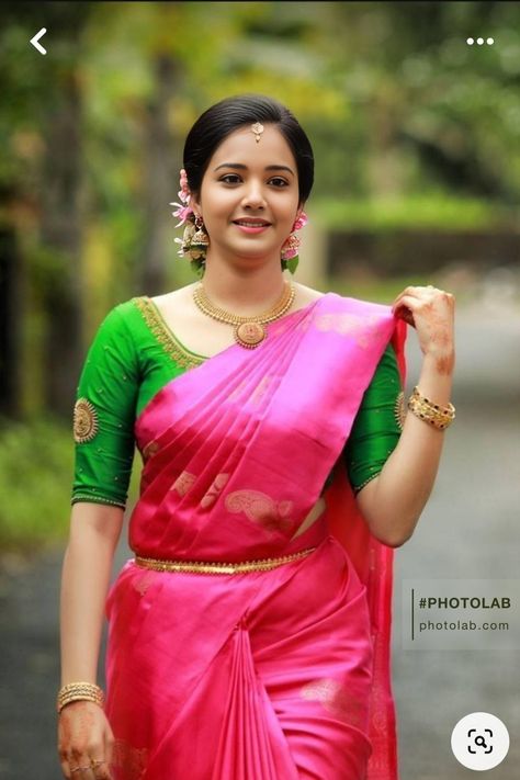 Pink Silk Saree Contrast Blouse, Pink With Green Saree, Hot Pink Saree Contrast Blouse, Borderless Saree Blouse Designs, Pink Pattu Saree Contrast Blouse, Pink Saree With Green Blouse, Contrast Colour Combination Saree, Pink Saree Contrast Blouse, Green And Pink Saree