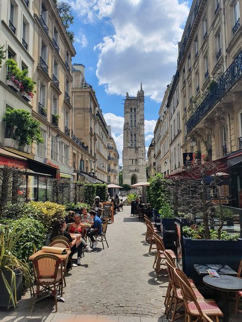 Discover more things to do and see near Châtelet in Paris in our neighborhood guide » Paris Streets, Belleville Paris, Nicolas Flamel, Paris Neighborhoods, Plan Paris, Paris Dream, Paris Guide, Paris Travel Tips, Beautiful Paris