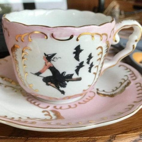 🌻🌙himbo✨🌻 on Twitter: "Never in my life has something matched my soul/aesthetic more than these tea cups… " Halloween Decor Diy, Image Halloween, Diy Halloween Decor, Paper Hearts, Hallows Eve, Cups And Mugs, Cup And Saucer Set, Tattoo Studio, Fall Halloween