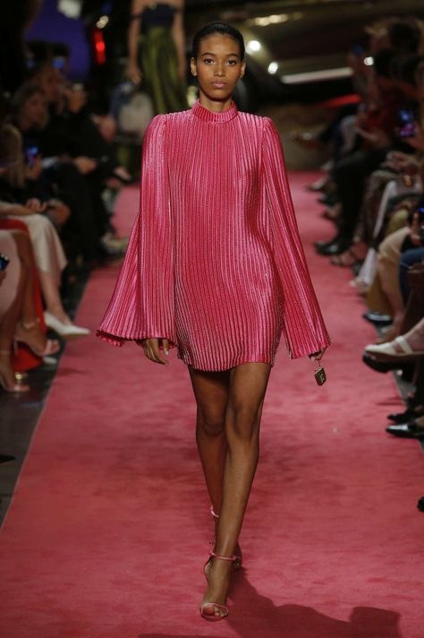 Pleated Outfit, Ready To Wear Dress, Rock Dress, Pink Pleated Dress, French Pink, Designer Runway, Catty Noir, Brandon Maxwell, Pink French