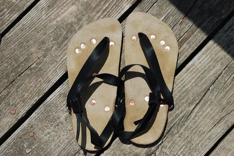 Diy Earthing Shoes, Earthing Shoes, Earth Shoes, Conscious Living, Primal Paleo, Shoe Pattern, Look Good Feel Good, Mother Earth, Womens Flip Flop