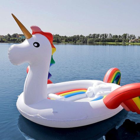 Cute Floaties, Pool Floaties Aesthetic, Crazy Pool Floats, Floaters Pool, Pelampung Renang, Luxury Pool Floats, Unicorn Floaties, Summer Pool Floats, Cute Pool Floats