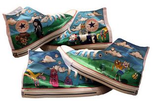 Adventure Time Time: Made Time: Wear It Adventure Time Shoes, Painted Converse, Painted Canvas Shoes, Time Clothes, Hand Painted Shoes, Painted Shoes, Converse All Star, Make Time, Custom Shoes