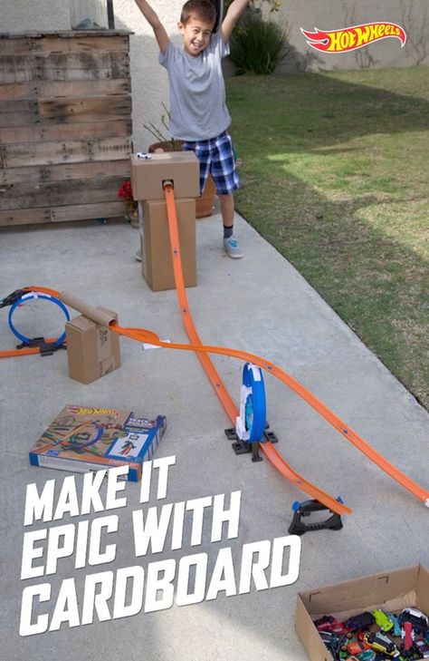 Hot Wheels Track Ideas, Diy Hot Wheels Track, Hot Wheels Track Diy, Hot Wheel Activities, Hot Wheels Diy, Hot Wheels Race Track, Hot Wheel Games, Hot Wheels Room, Hot Wheels Track Builder