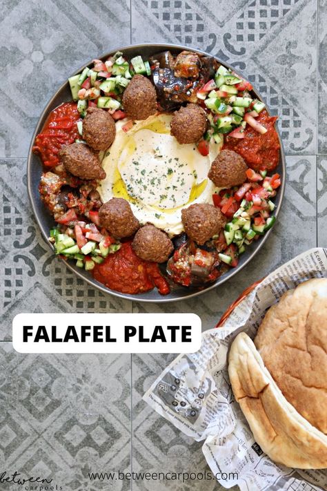 You don’t even need to cook a thing! Make a big Israeli-style falafel plate with all the fixings for dinner and serve with hot, fresh pita. #falafel #meatlessdinners #easydinners #dinnerideas #kosher #foodinspiration Falafel Plate, Turkish Salad, Falafel Pita, Kosher Recipes, Eastern Cuisine, Middle Eastern, Pita, A Thing, Easy Dinner