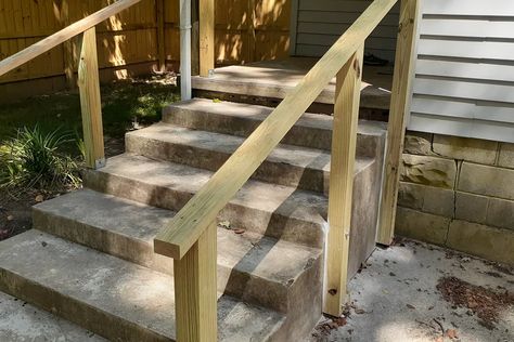 Porch Steps With Landing, Porch Steps With Railing, Steps With Railing, Outside Handrails, Porch Steps Ideas, Outside Stair Railing, Porch Step Railing, Exterior Stair Railing, Porch Handrails