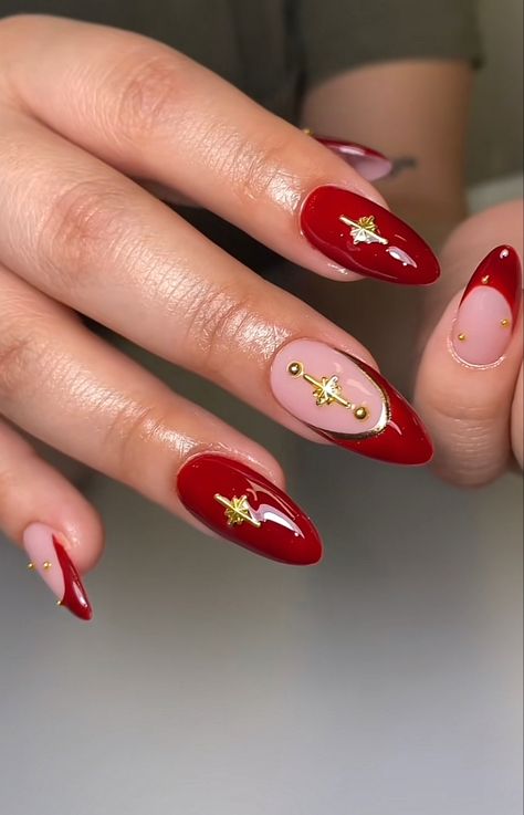 Kali Uchis Nails Inspired, Red And Gold Almond Nails, Red Planet Charm Nails, Red Venus Kali Uchis, Kali Uchis Aesthetic Red Moon, Red Moon In Venus Nails, Kali Uchis Nail Ideas, Kali Uchis Nails, Red Moon In Venus Kali Uchis Nails