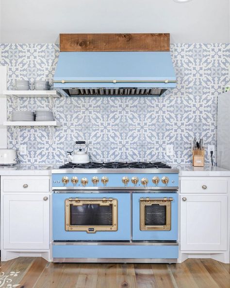 Big Chill | 🩵 DREAMY 48" Classic Stove in Pastel Blue (RAL 5024) with matching Hood. 🩵 via @fawnandhearth Happy Kitchen, Happy Home!… | Instagram Big Chill Appliances Dream Kitchens, Big Chill Appliances, Big Chill, Happy Kitchen, Dream Kitchens, Happy Home, Pastel Blue, Stove, Kitchens